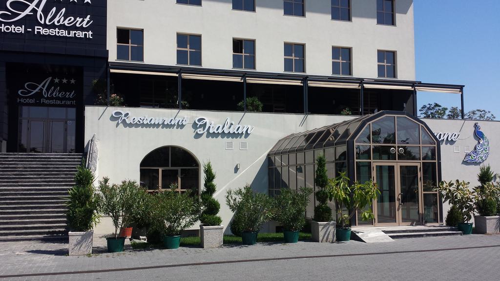 Albert Hotel Ploieşti Eksteriør bilde