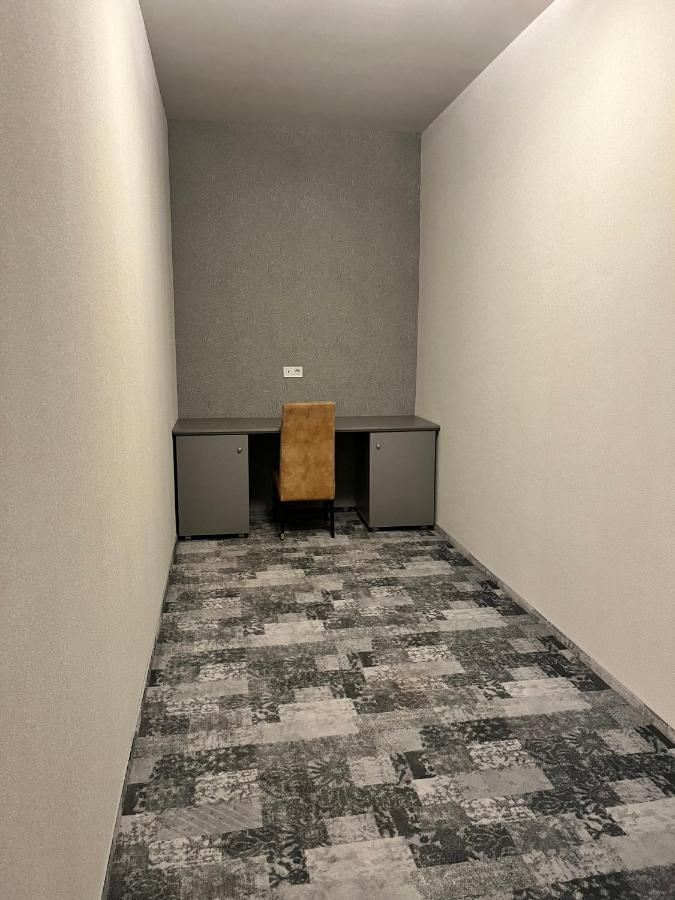 Albert Hotel Ploieşti Eksteriør bilde